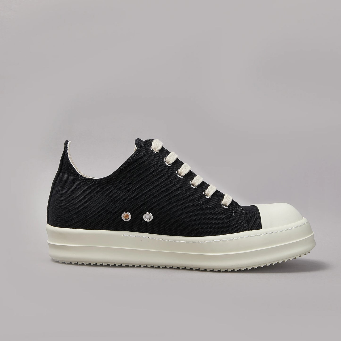 rick ownes low top rick owens low top sneakers canvas sneakers rick owens converse rick owens ramones converse low tops rick owens drkshdw converse chuck 70 low chuck taylor all star platform canvas canvas trainers chuck 70 low vans canvas shoes converse chuck taylor low top